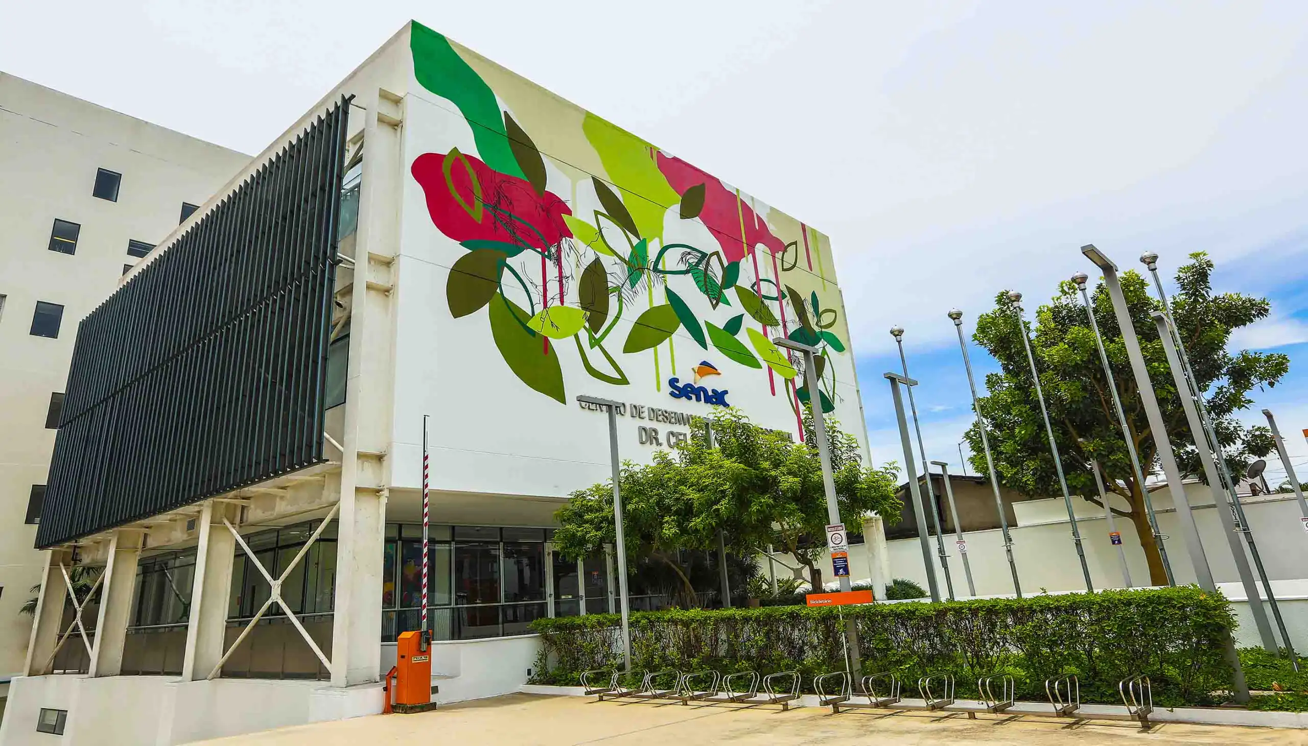 Senac de Pindamonhangaba está com 1,4 mil bolsas de estudo gratuitas