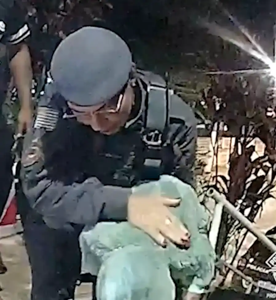 Polícia Militar salva bebê recém-nascido que estava engasgado