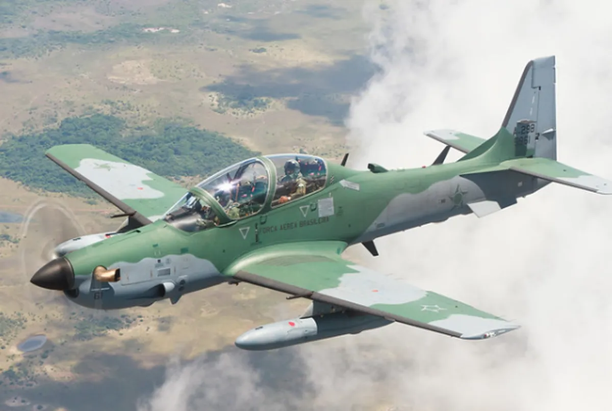 Embraer anuncia venda de 5 aviões caças para o Uruguai