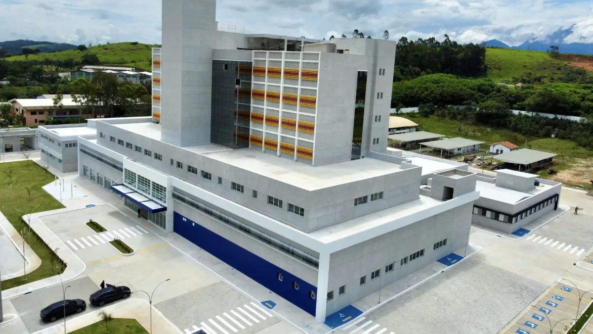 Hospital Regional de Cruzeiro ganha 50 novos leitos e cinco salas cirúrgicas