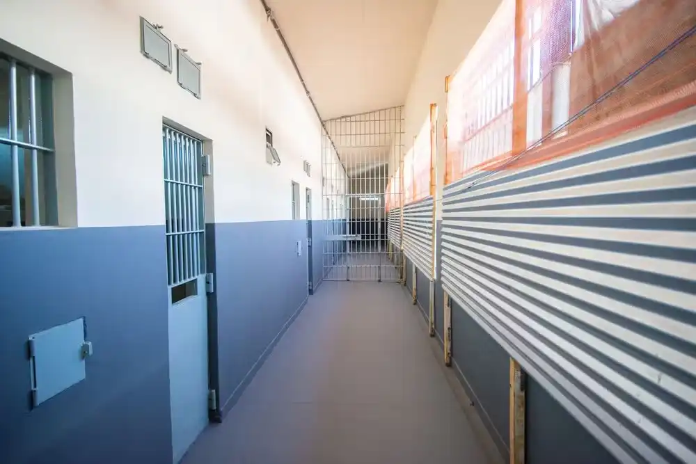 Mãe é presa suspeita de envenenar e matar os filhos em Minas Gerais