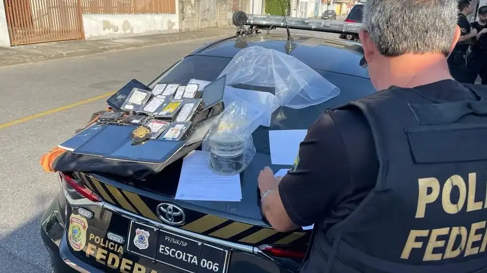 Suspeito de compartilhar conteúdo sexual infantil tem casa revistada pela PF