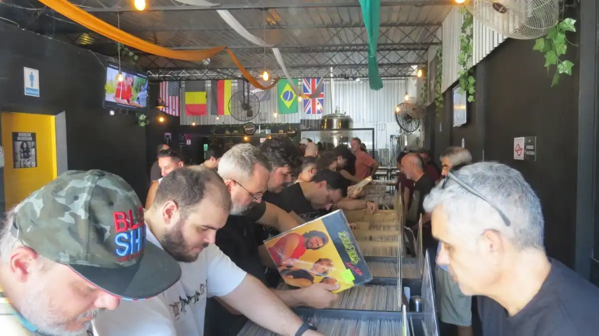 Sábado terá Feira de Discos de Vinil e tributo a Ozzy Osbourne em São José dos Campos