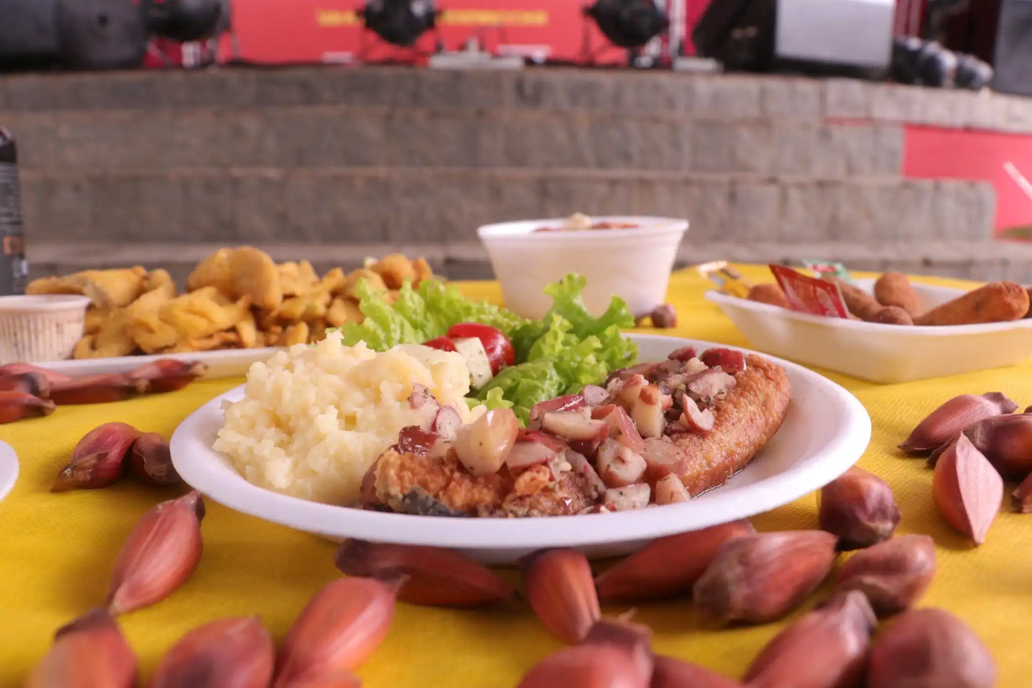 <strong><em>Gastronomia na Serra</em></strong>