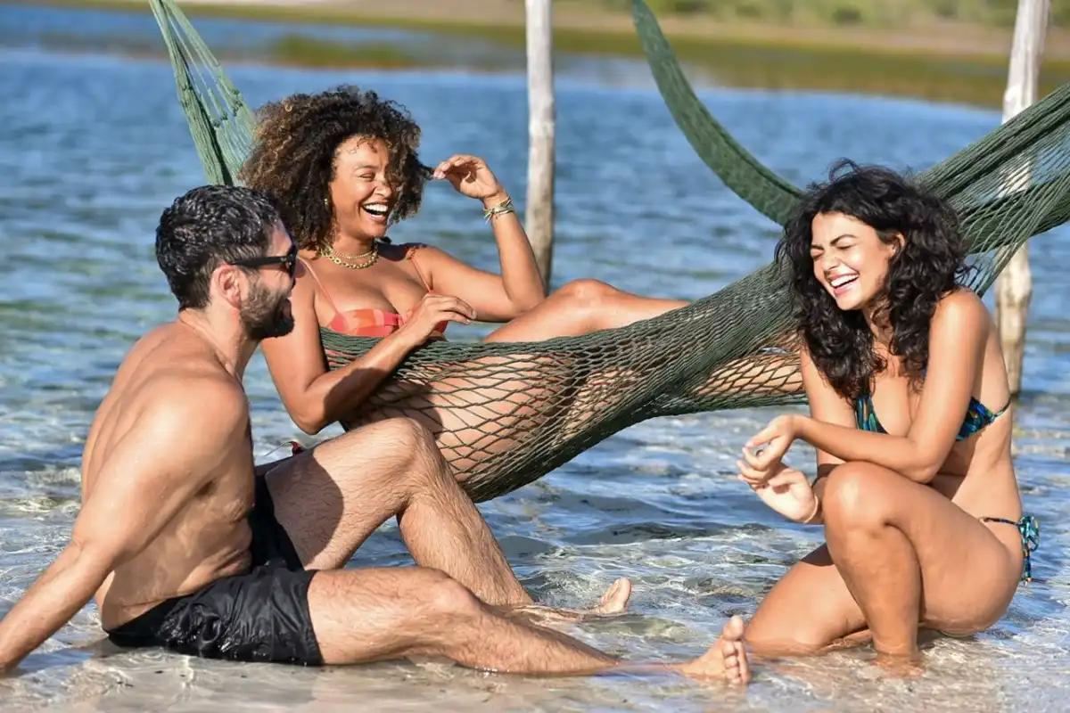 Famosos curtem Baixio na Bahia