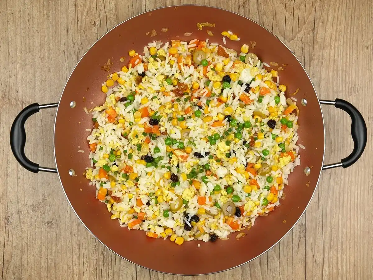 Arroz de Natal, uma receita versátil com o que sobrou da ceia