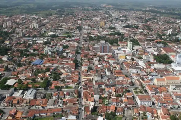 Pinda anuncia cobrança extra do IPTU