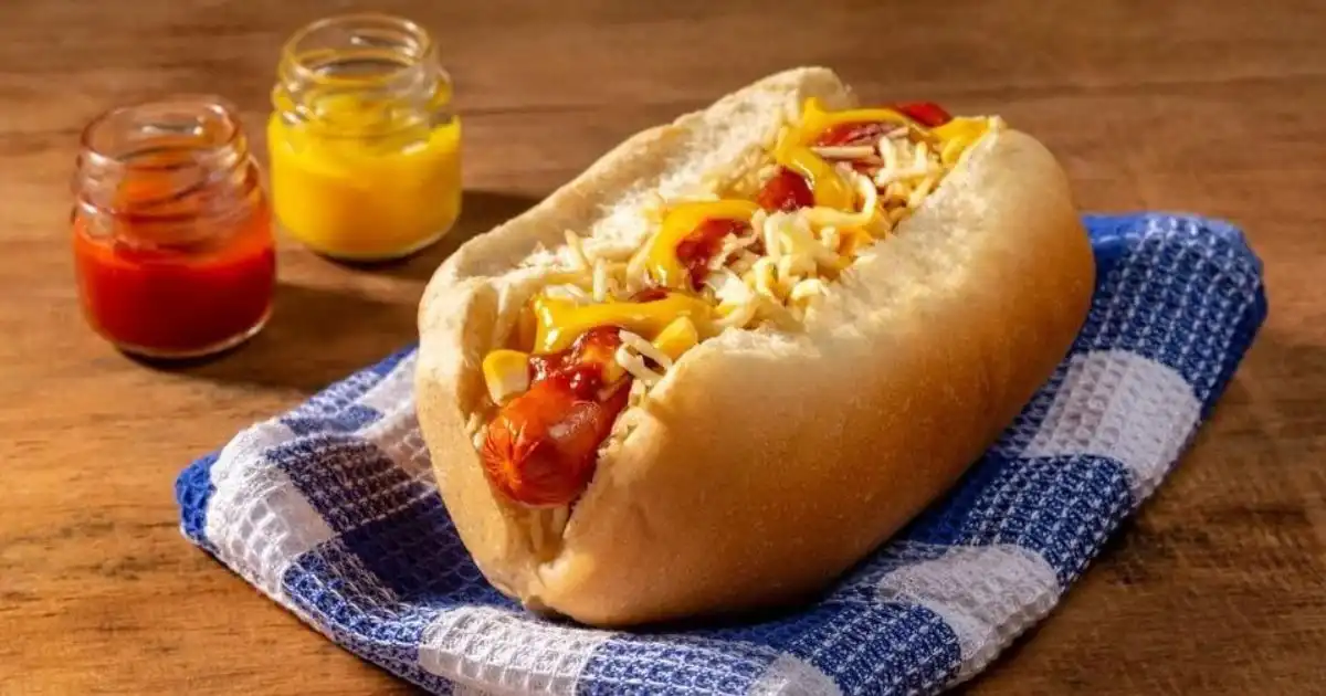 Comer cachorro-quente pode reduzir vida em 36 minutos, diz pesquisa