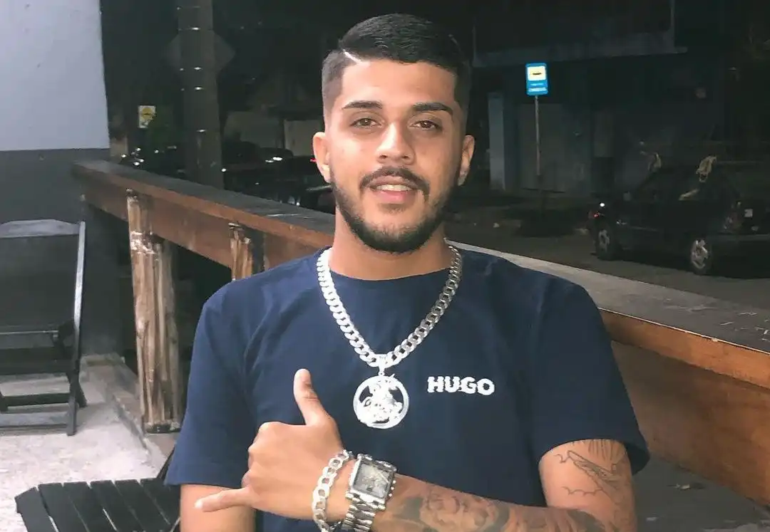 Homem morre na Festa do Bonsucesso atingido por bala perdida