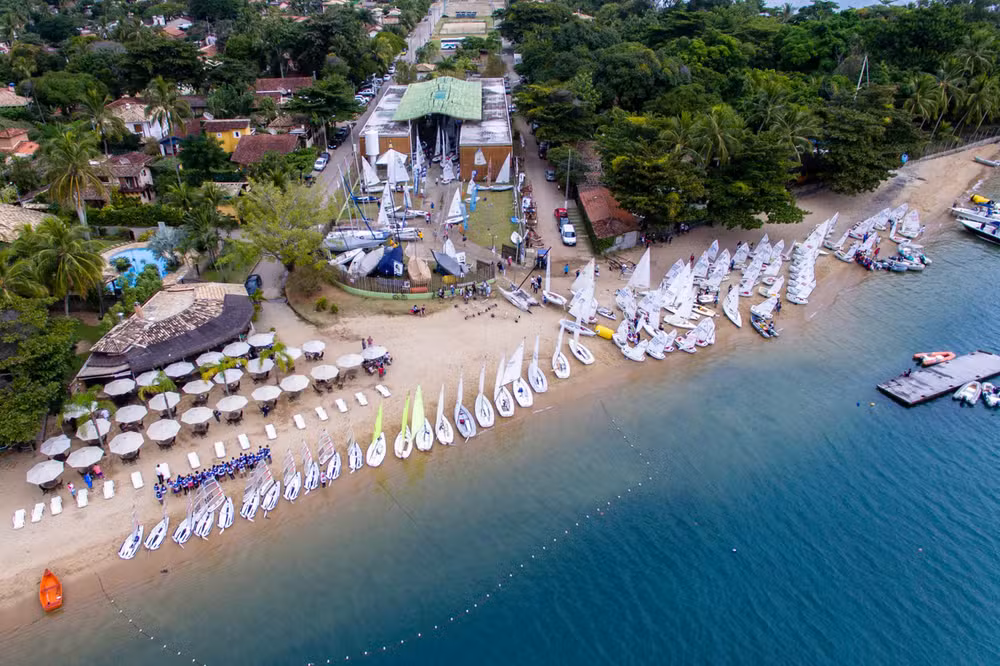 Taxa para turistas começa a ser cobrada em Ilhabela nesta terça (31); veja valores