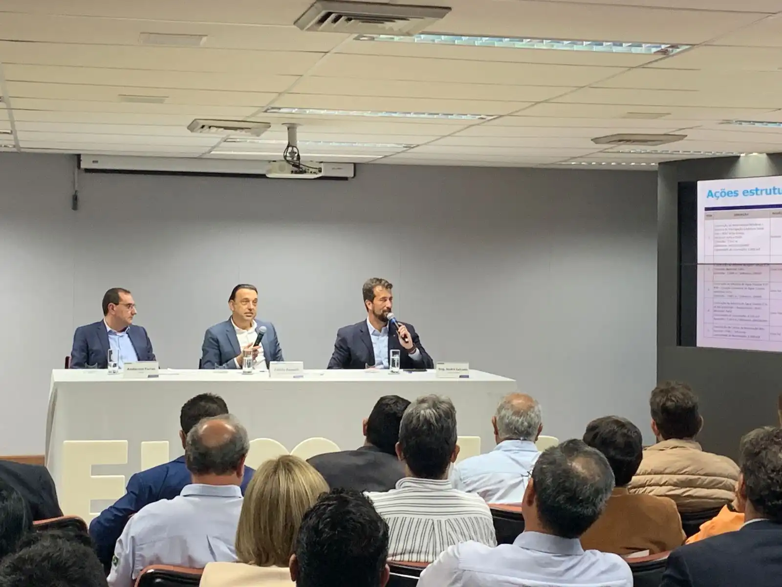 Sabesp anuncia mais de R$ 100 milhões em investimentos e promete melhorias até dezembro de 2023