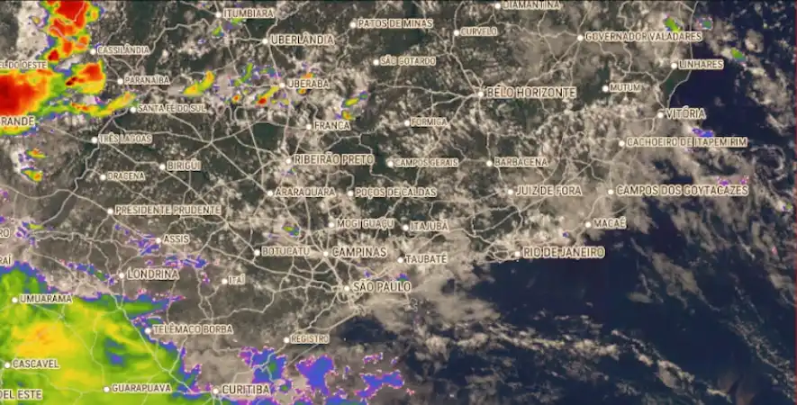 Defesa Civil emite alerta de fortes chuvas no Vale e Litoral para o feriado