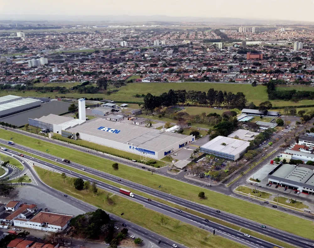Eaton anuncia curso de assistente de produção industrial com bolsa-auxílio
