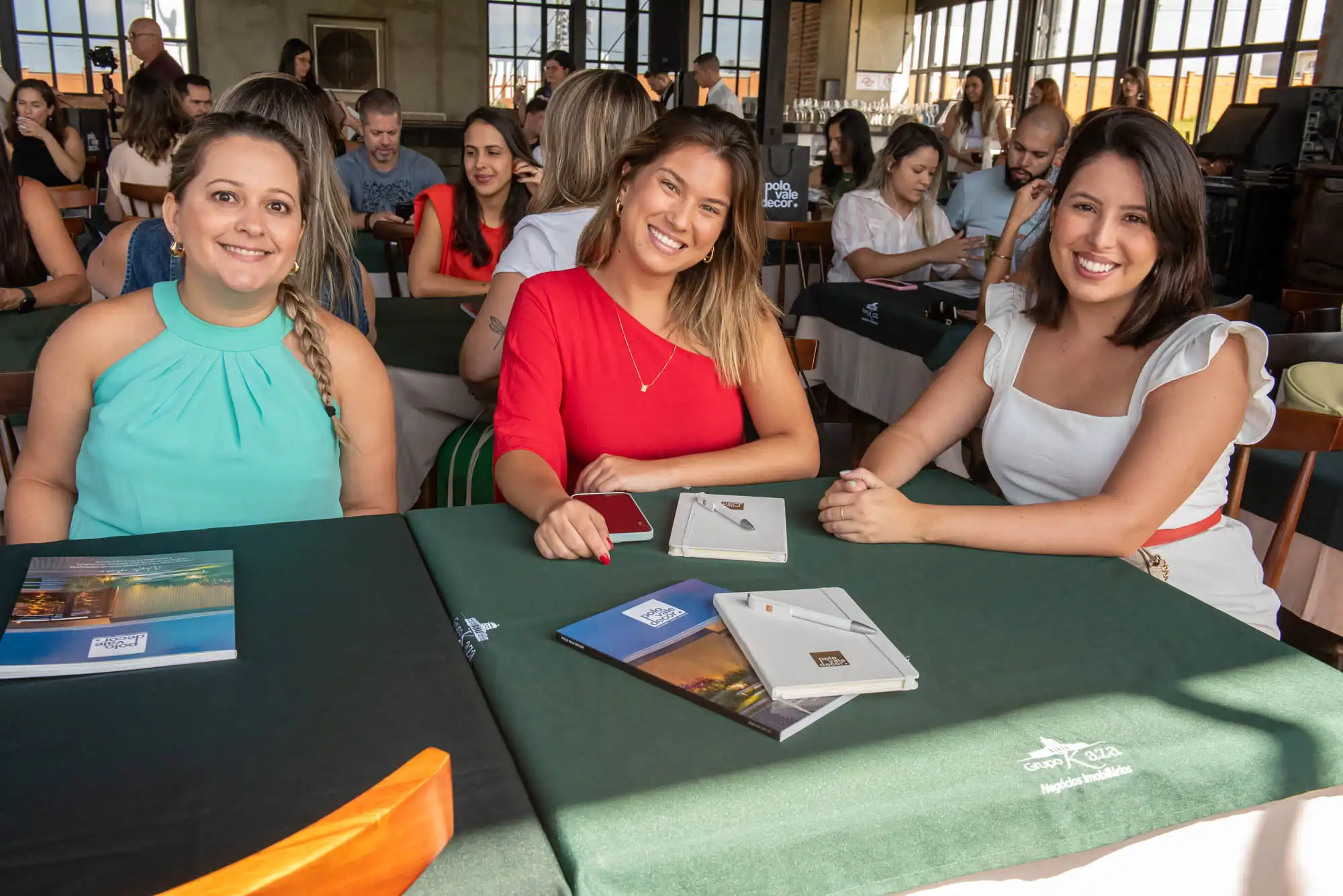 Polo Vale Decor realiza mais uma manhã produtiva com treinamento e networking