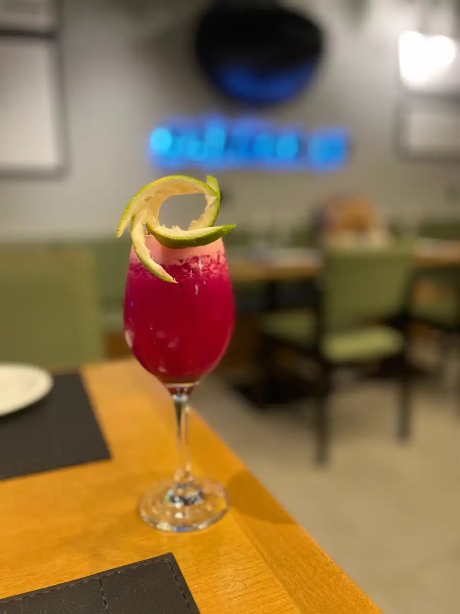 HANGAR 13 PRESENTEIA COM DRINK GRÁTIS NO DIA DAS MULHERES