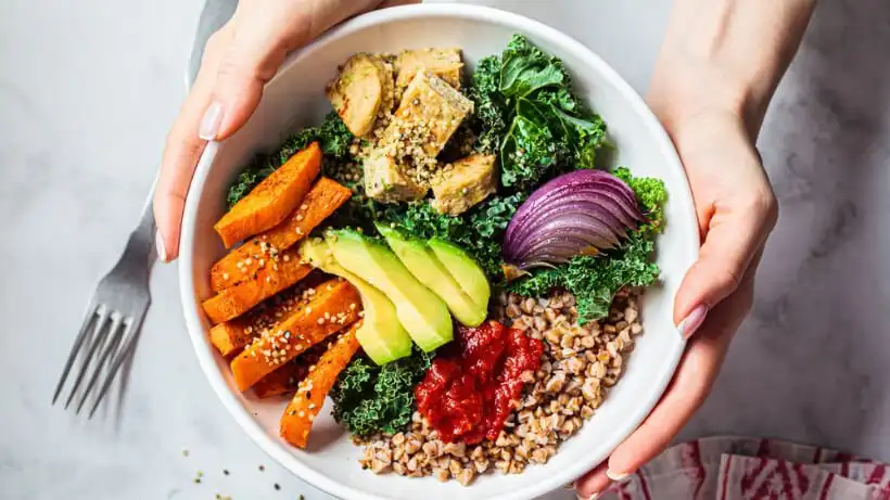 Sanja Veggie reúne sabores veganos em São José no dia 13 de abril