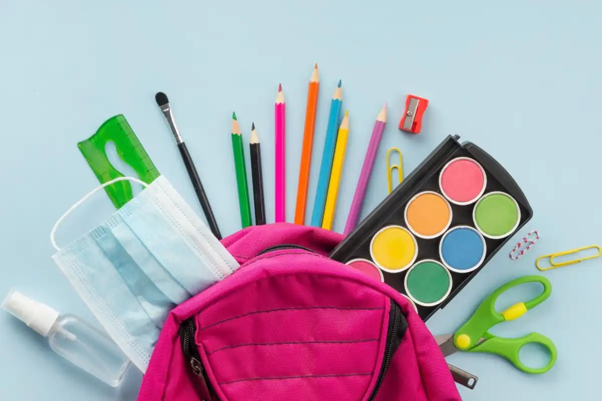 Material escolar: 5 dicas práticas para economizar na compra e aliviar o orçamento familiar
