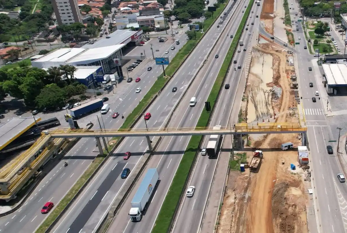 Tráfego na Dutra em São José será interrompido para obra de passarela
