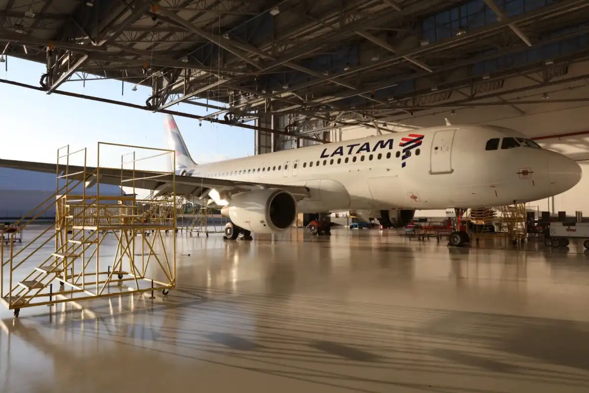 LATAM planeja contratar em São Paulo 55 profissionais de manutenção até dezembro de 2024
