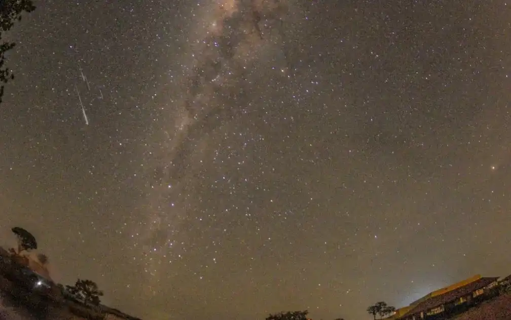 Chuvas de Meteoros atingem pico nesta semana e serão vistas do Brasil