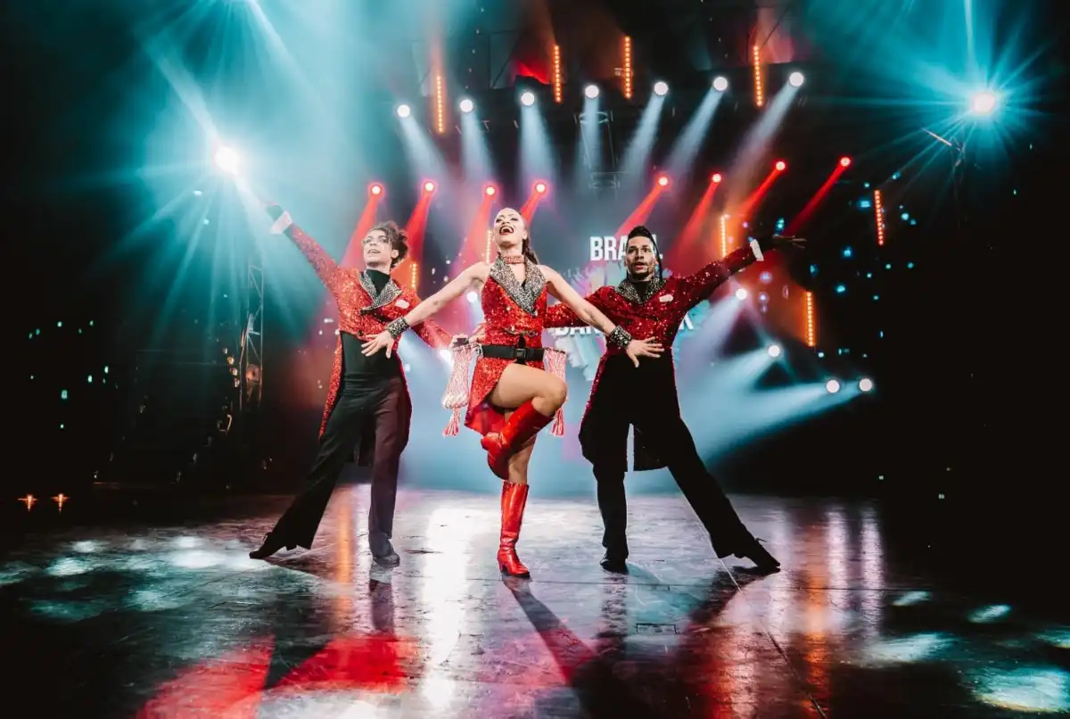 Reder Circus anuncia últimos dias e fica definitivamente até 27 de outubro com o espetáculo "Abracadabra" em São José