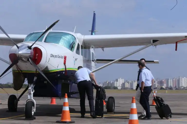 Aeroporto de São José pode voltar a receber voos de passageiros