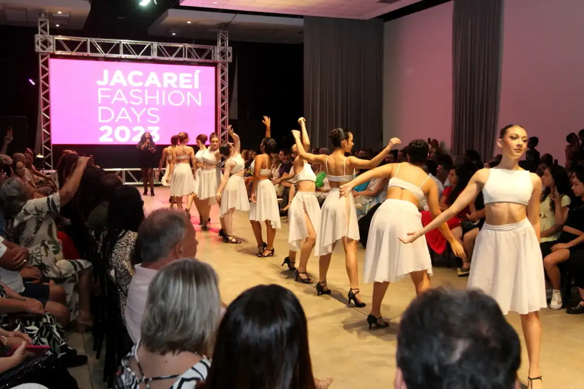 Jacareí promove evento de moda para divulgar estilistas, costureiros e profissionais da cidade