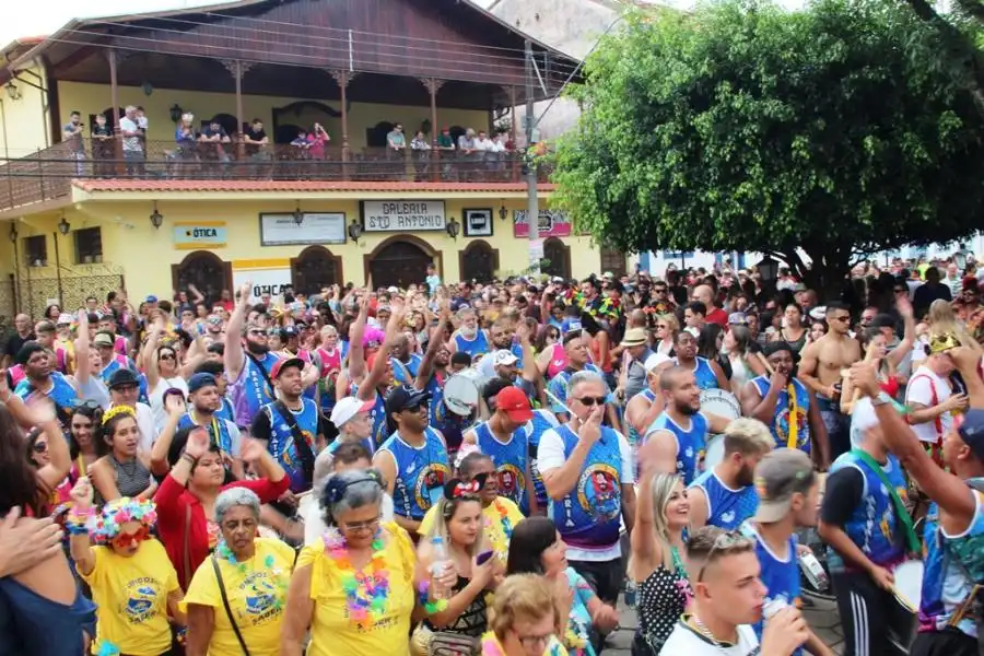 Após dois anos, Milhofolia é retomado no tradicional Carnaval de Rua de Paraibuna