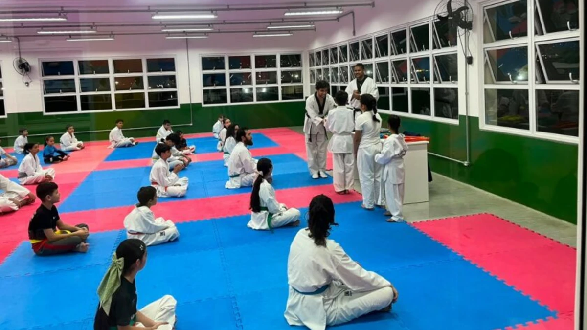 Prefeitura oferece aulas gratuitas de taekwondo e dança estilo livre