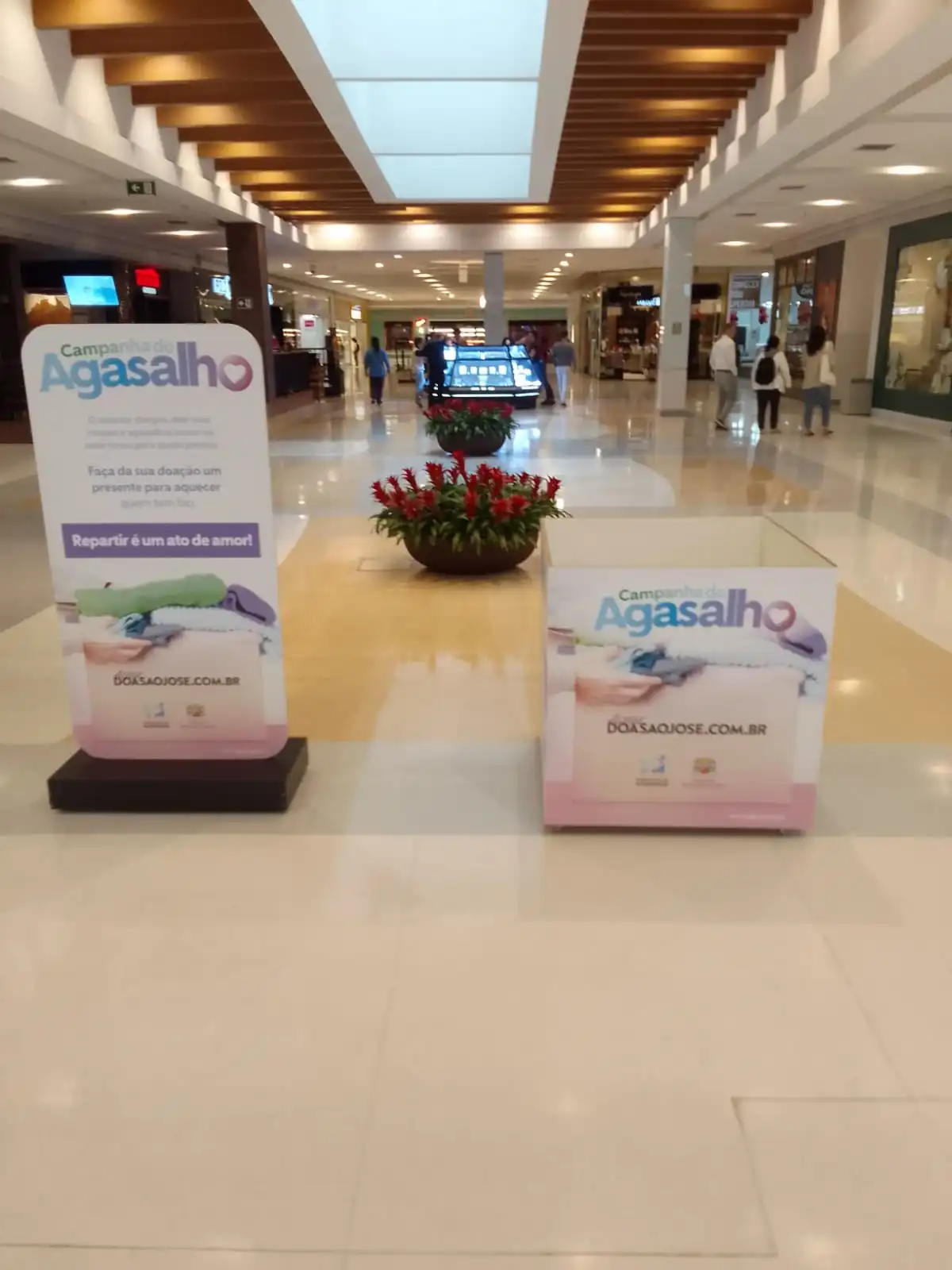 Shopping é ponto de arrecadação da Campanha do Agasalho do Fundo Social de Solidariedade