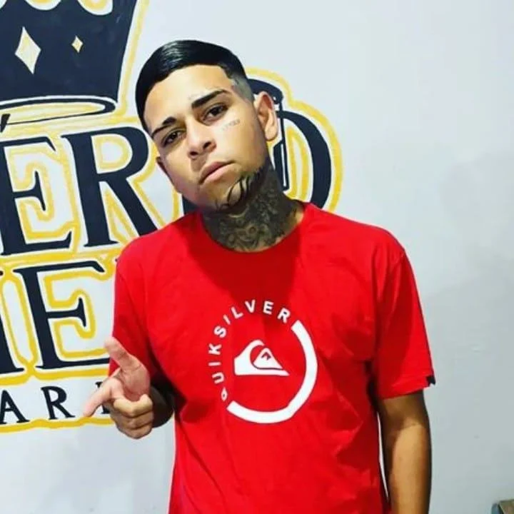Barbeiro é morto com 5 tiros na cabeça em São José