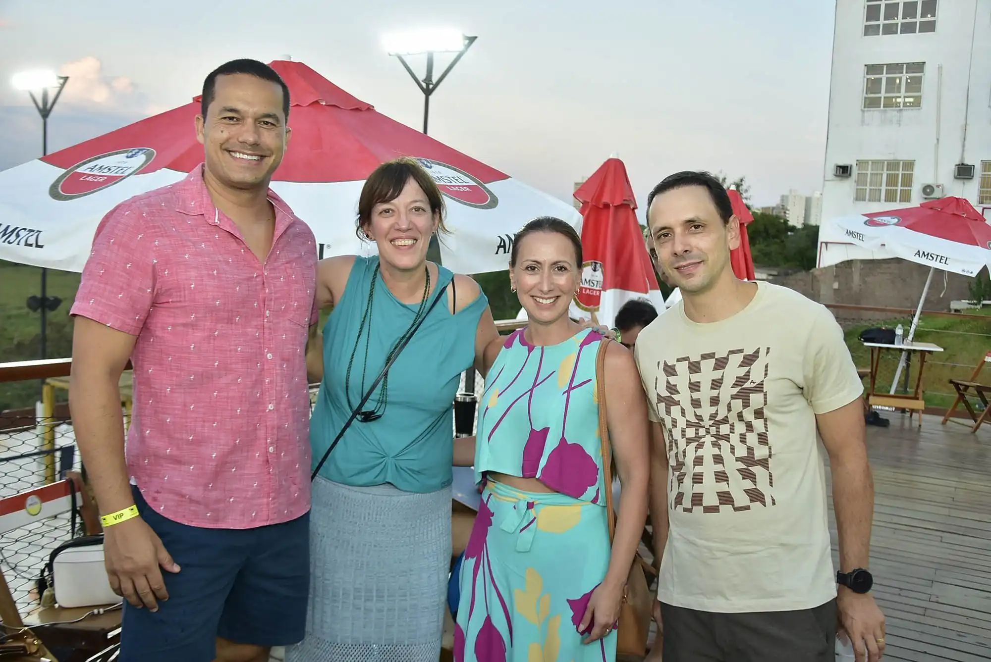 Lojistas parceiros do Polo Vale Decor aproveitam Happy Hour