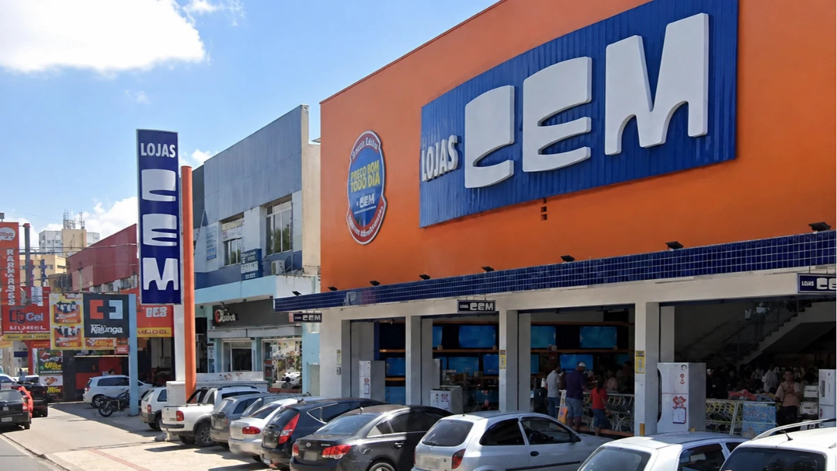 Lojas Cem mantém modelo tradicional em meio à crise das grandes varejistas
