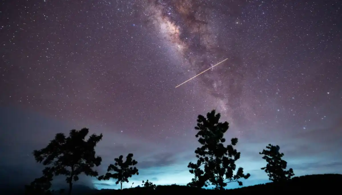 Chuva de meteoros Eta Aquáridas atinge o pico nesta terça (06) 