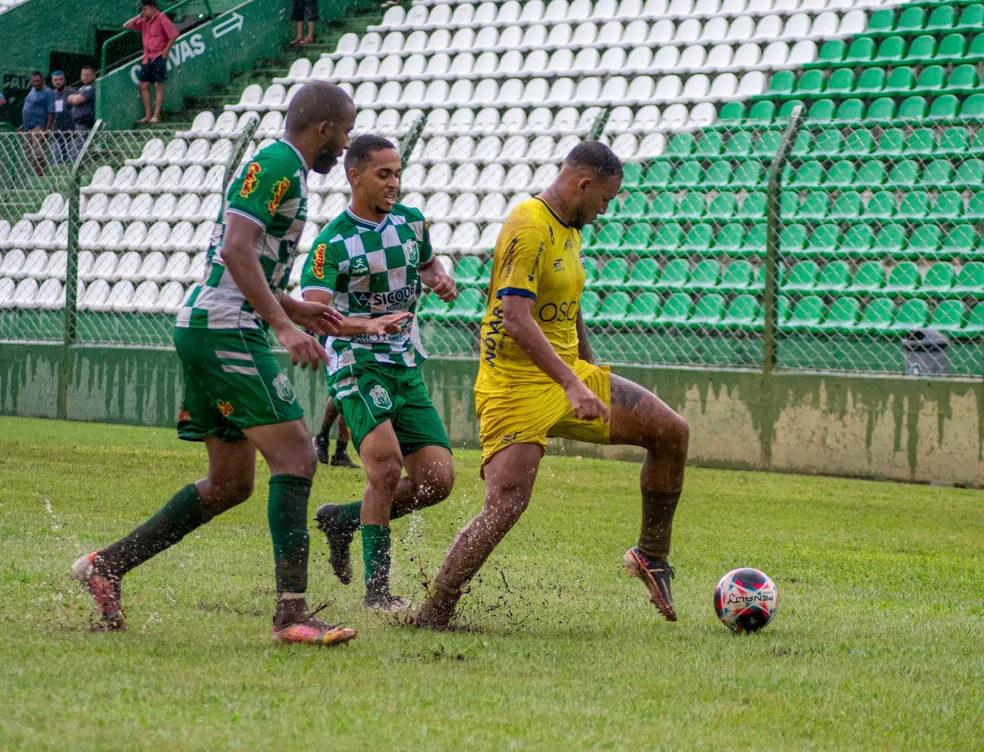 Com 8ª vitória consecutiva, São José é líder da Série A3 do Paulistão