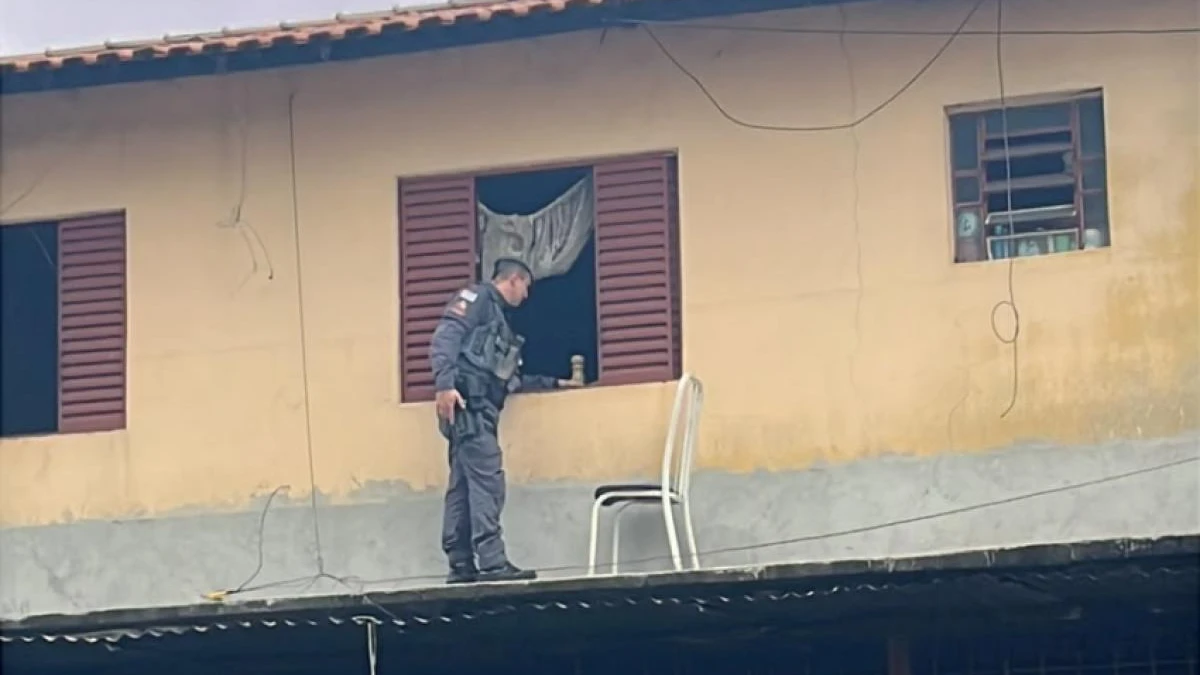 Avó é presa após criança autista de 6 anos ser encontrada sozinha na Zona Sul