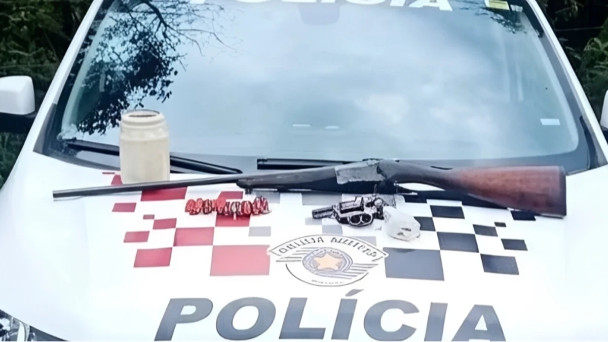 Menino de 11 anos é atingido com tiro na cabeça enquanto brincava