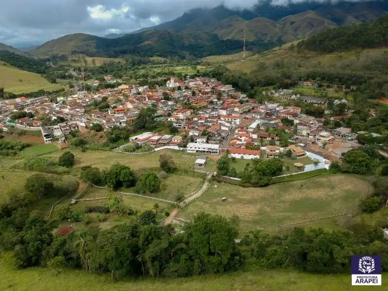 Duas cidades do Vale têm mais eleitores do que moradores