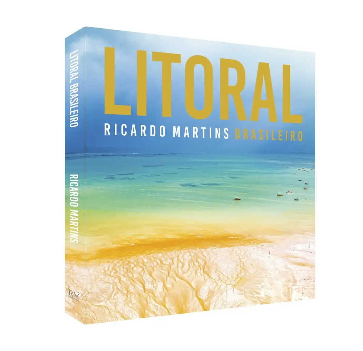 Ricardo Martins lança novo livro que valoriza a beleza do litoral brasileiro 