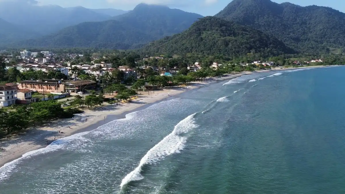 25 praias estão impróprias para banho neste final de semana no Litoral Norte de São Paulo