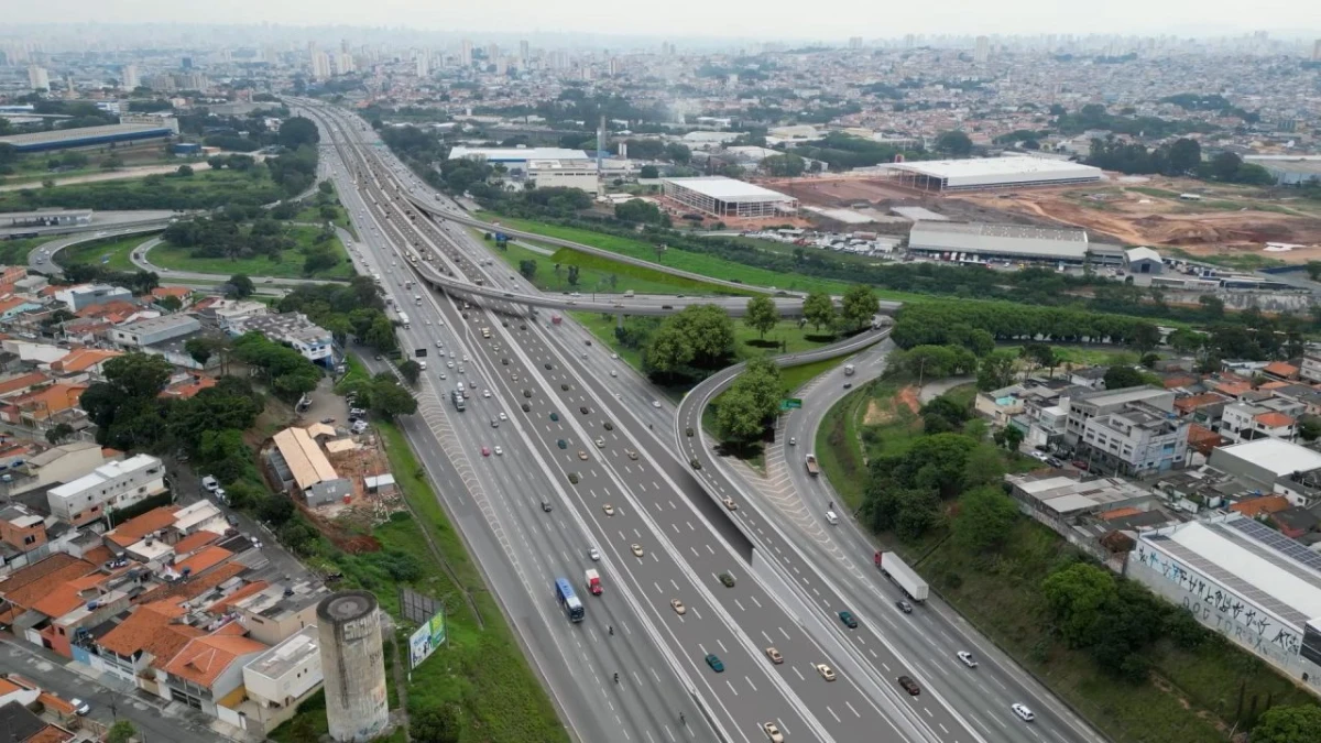 Dutra e Rio-Santos devem receber mais de 1,6 milhão de veículos durante o feriado