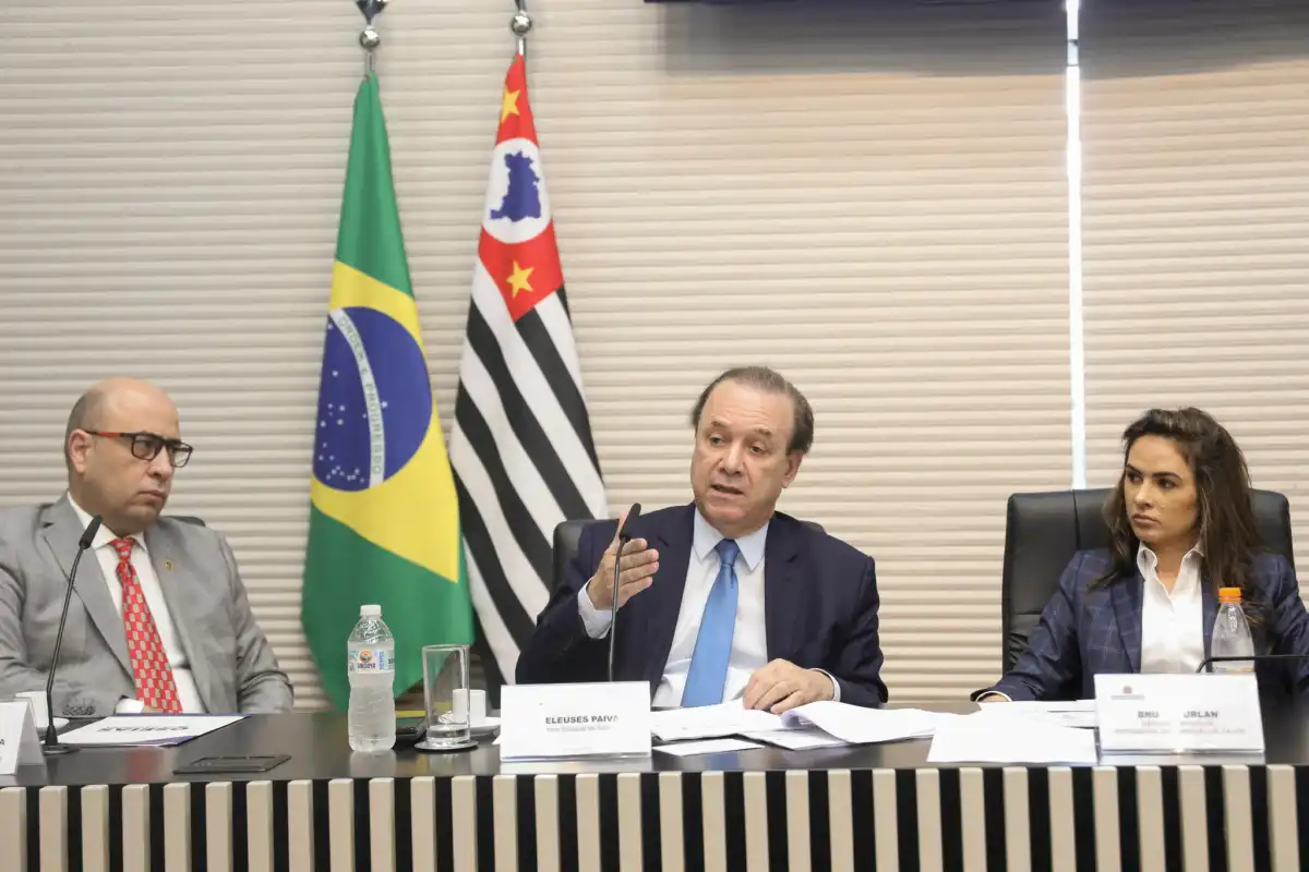 Comissão de Saúde recebe secretário Eleuses Paiva para prestar contas da gestão no Estado