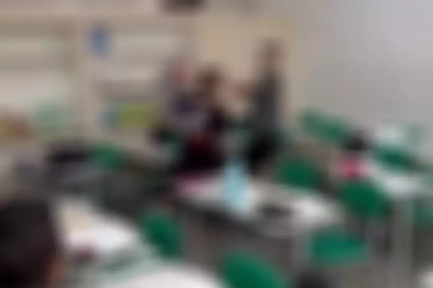 Alunos brigam em sala de aula de Escola Estadual em São José 