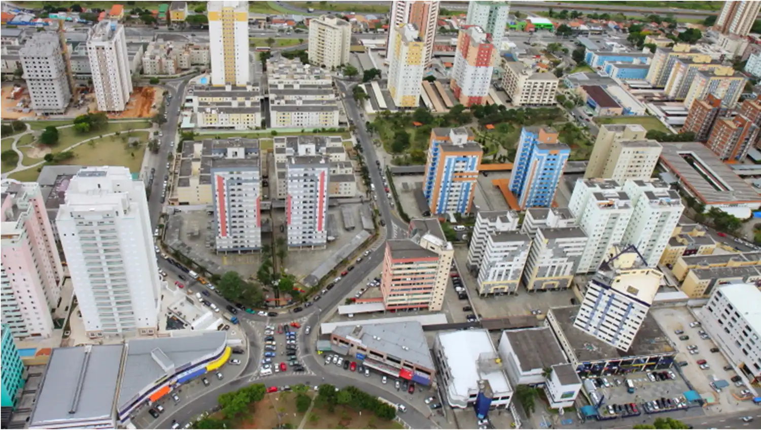 Satélite, Monte Castelo e Morumbi têm os maiores reajustes de IPTU em 2026 em São José dos Campos