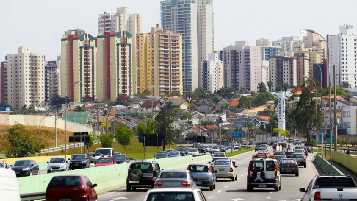 São José e Taubaté registram aumento de 15% em carros novos nas ruas