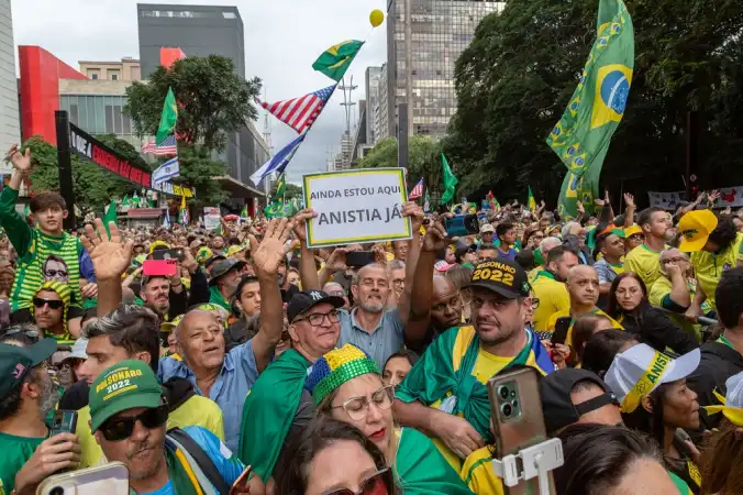 Oposição consegue assinaturas para tramitação do PL da anistia