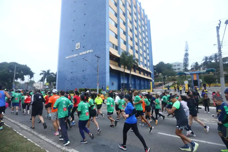 Vias interditadas para corrida de pedestres neste domingo