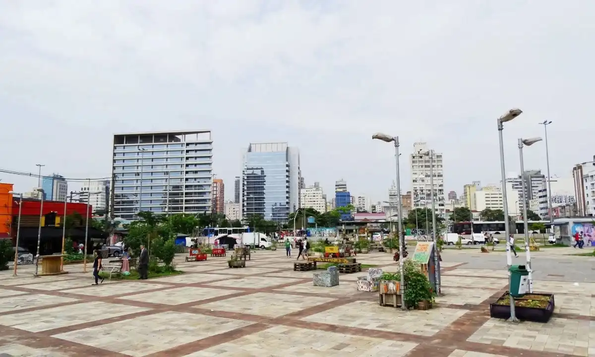 Após polêmica, Prefeitura de SP desiste de criar “Largo da Batata Ruffles”