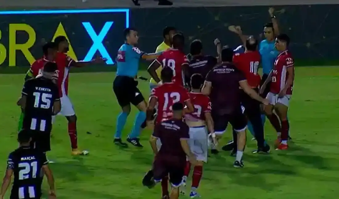 Jogo entre Sergipe e Botafogo pela copa do Brasil acaba em agressão