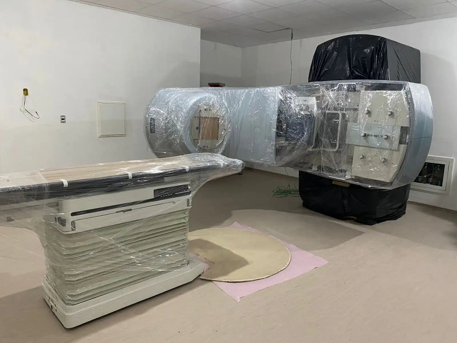 Hospital de Jacareí recebe aparelho de Radioterapia